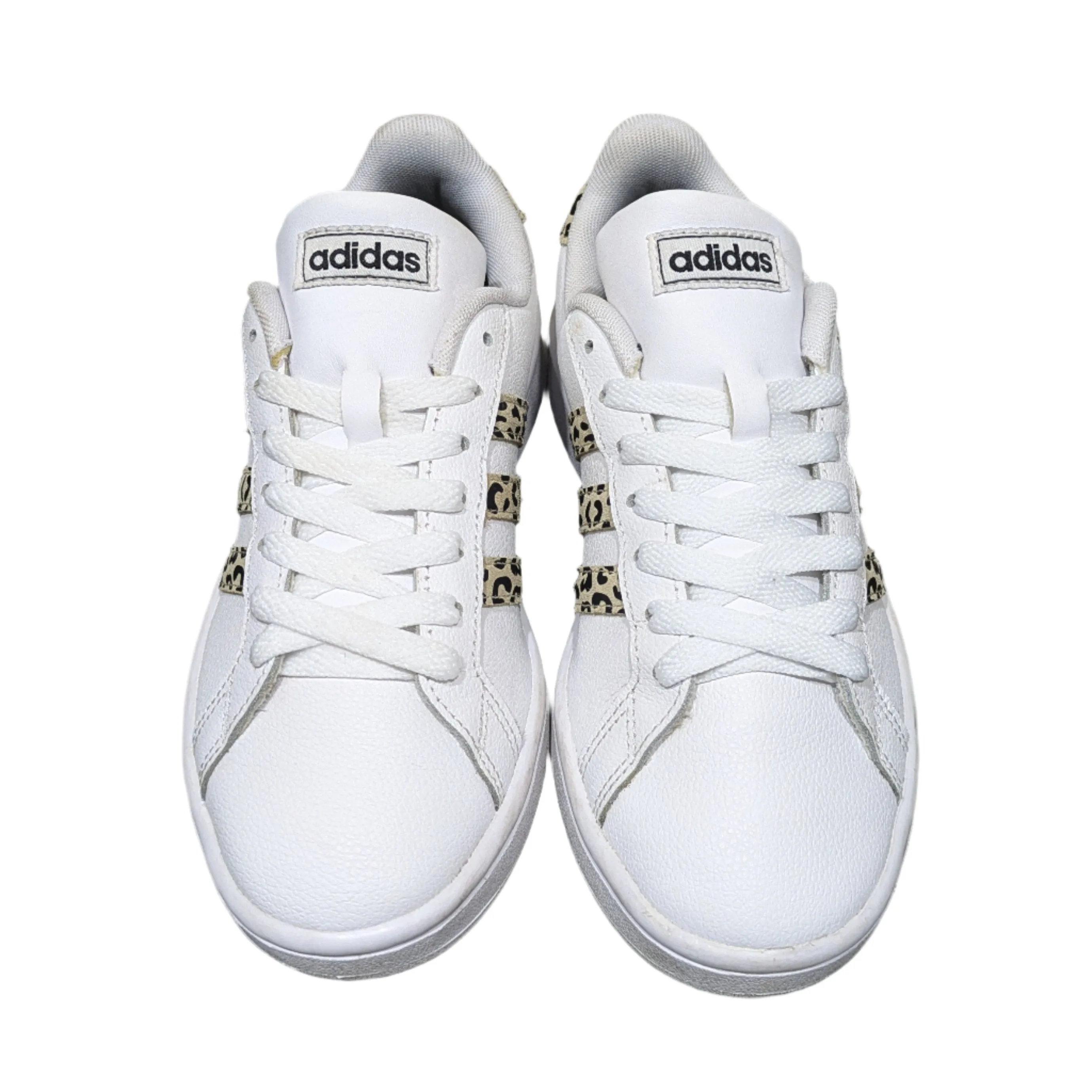 Adidas Grand Court 2.0 Women’s Shoes – Stylish and Sustainable Comfort