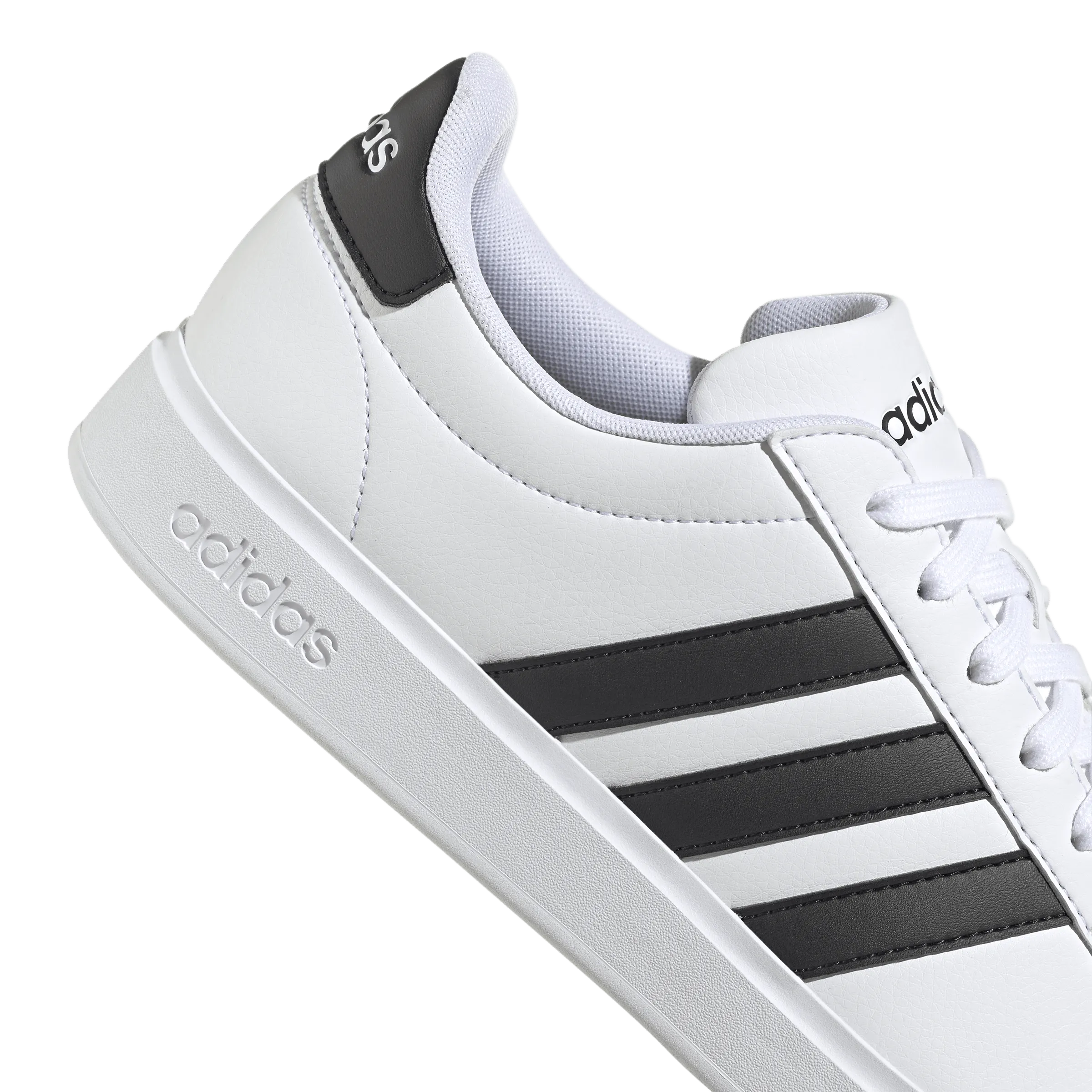 ADIDAS MEN'S GRAND COURT CLOUDFOAM LIFESTYLE COURT COMFORT WHITE SHOE