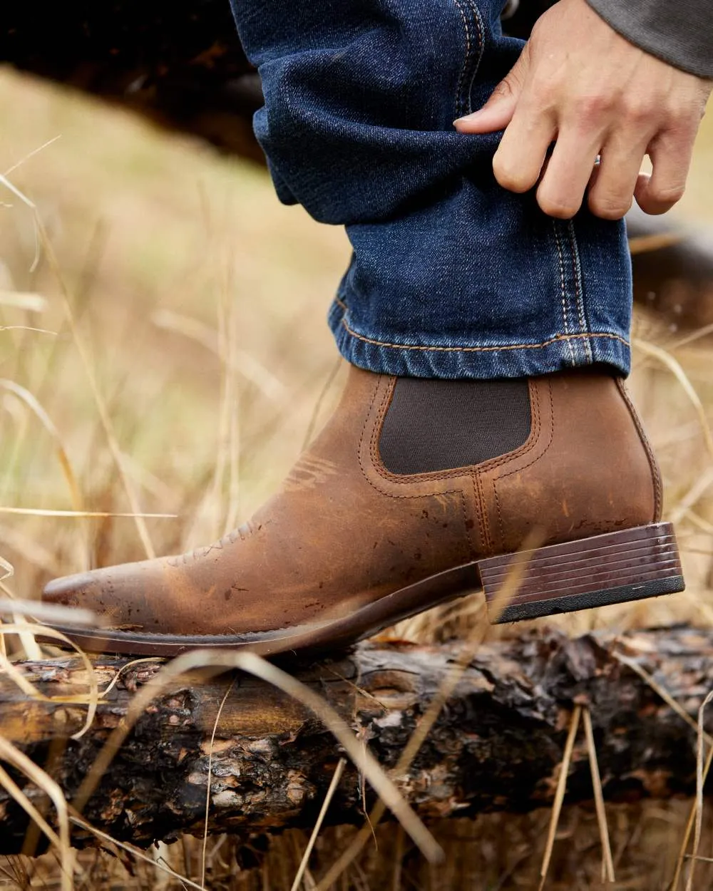 Ariat Mens Booker Ultra Square Toe Western Boots