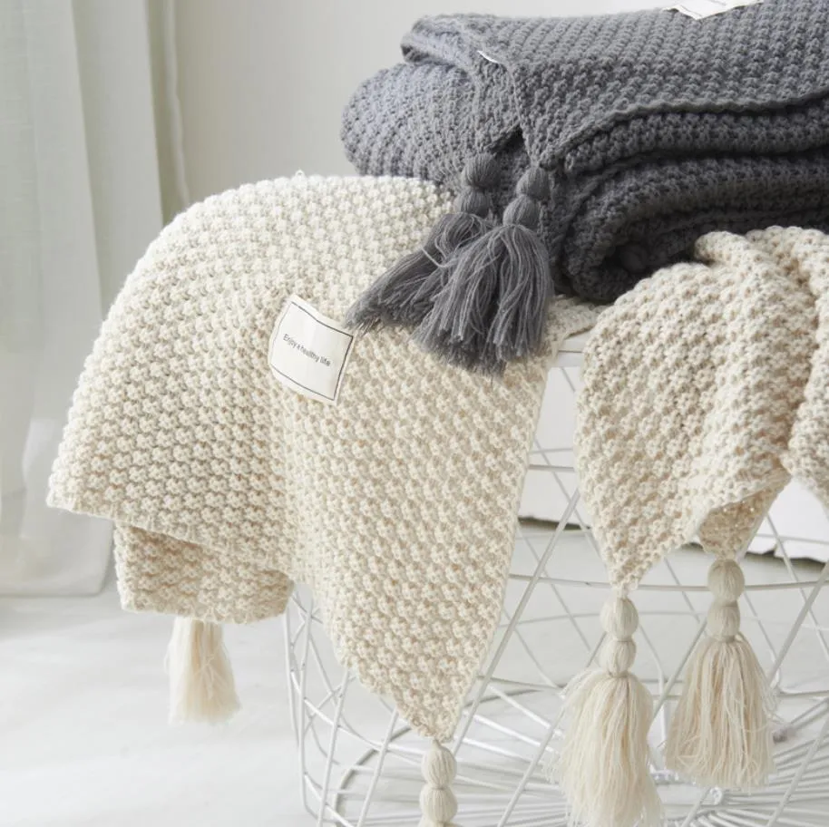 Classic Chunky Tassel Knitting Wool Blanket