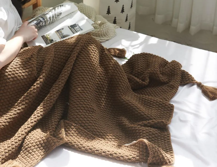 Classic Chunky Tassel Knitting Wool Blanket