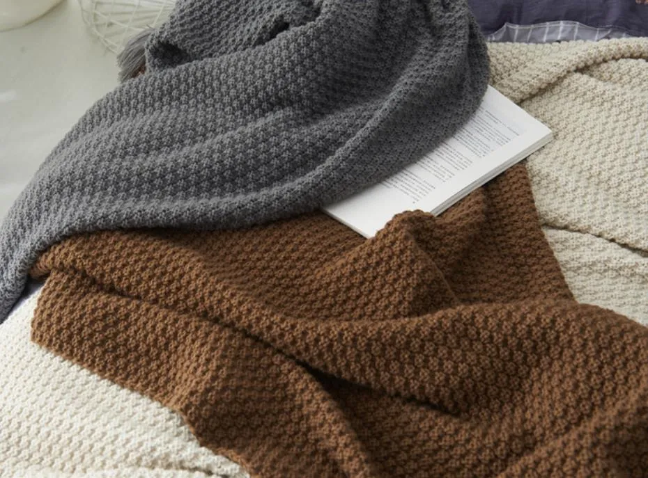 Classic Chunky Tassel Knitting Wool Blanket