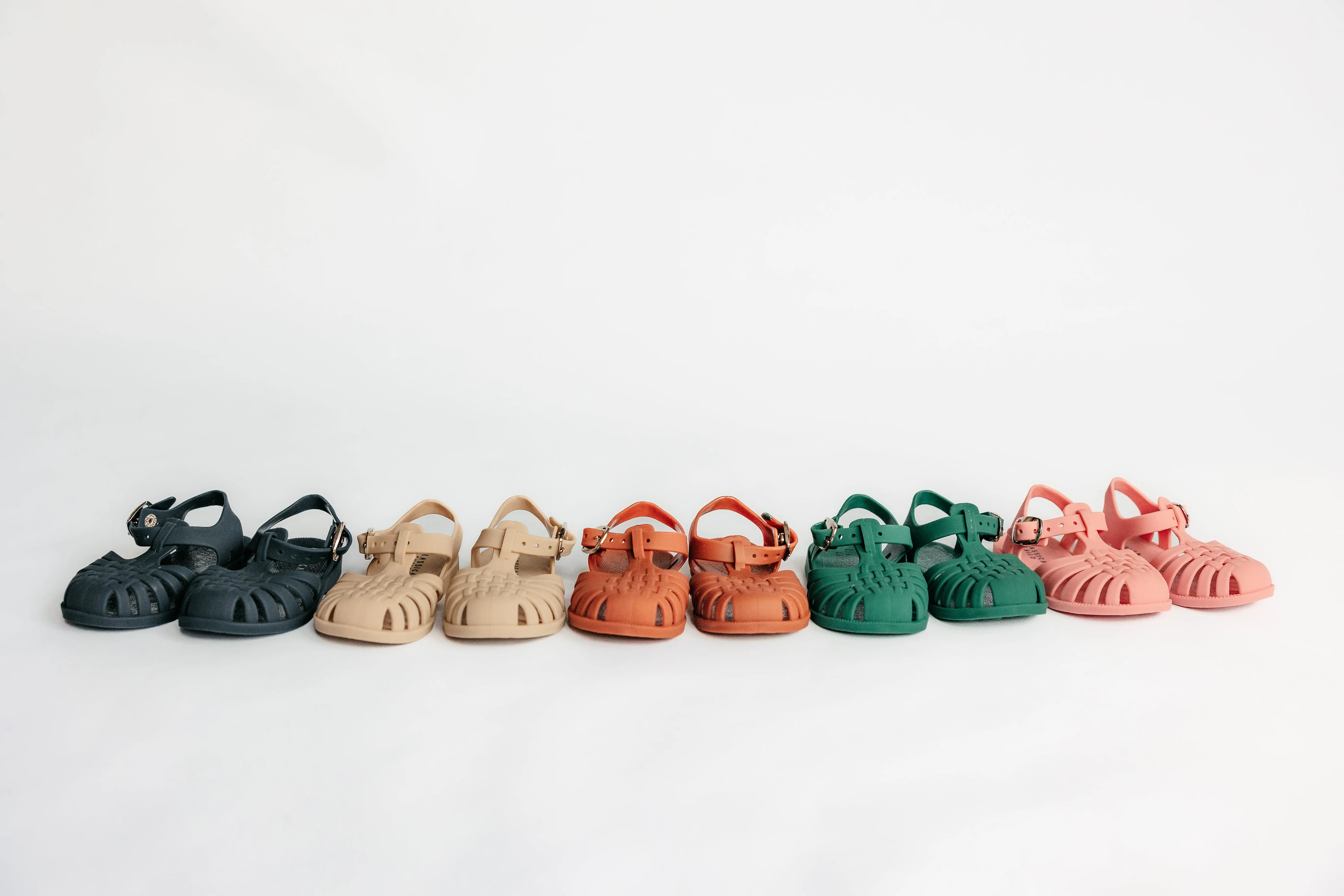 Classical Jelly Sandals Linen