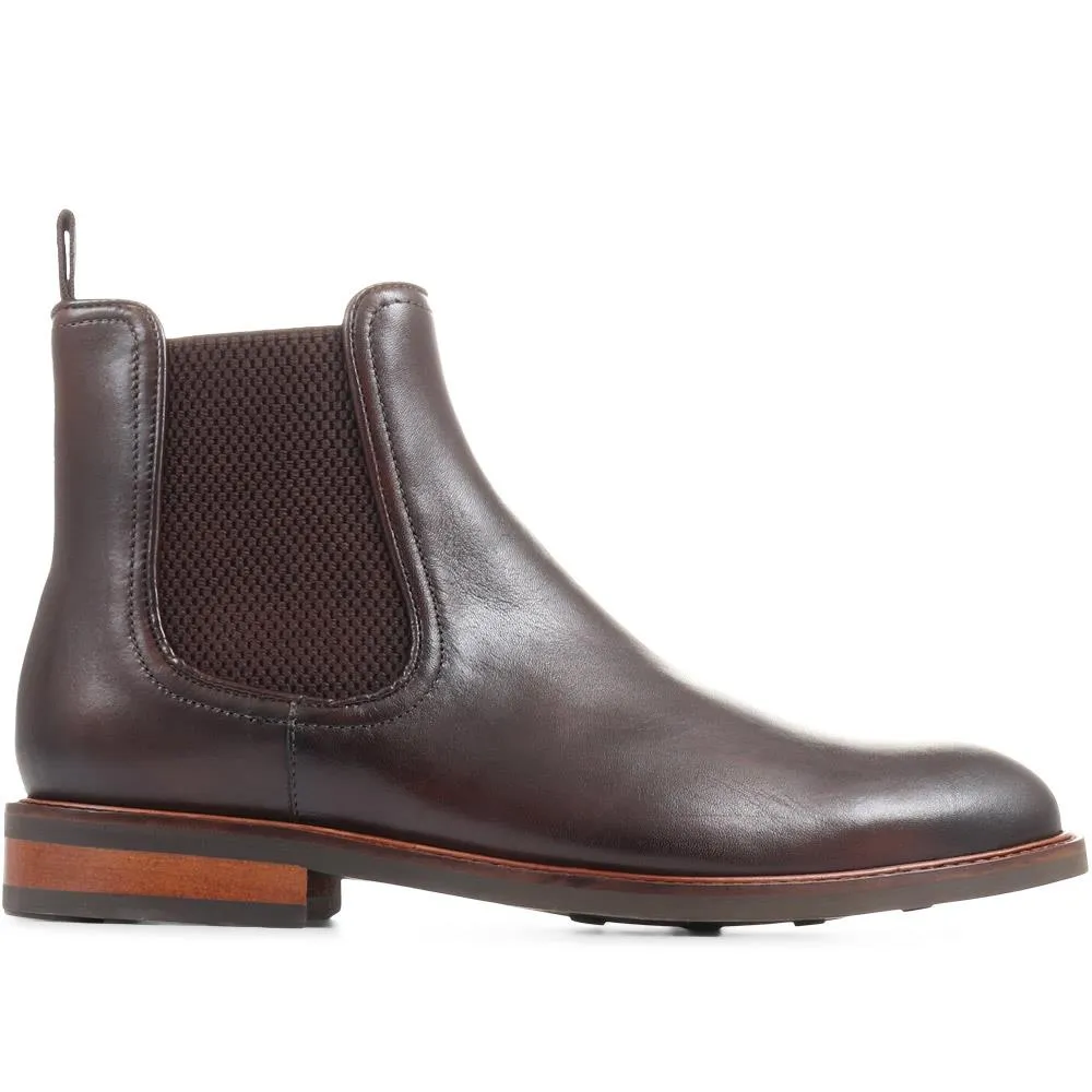 Eastbourne Leather Chelsea Boots - EASTBOURNE / 322 611