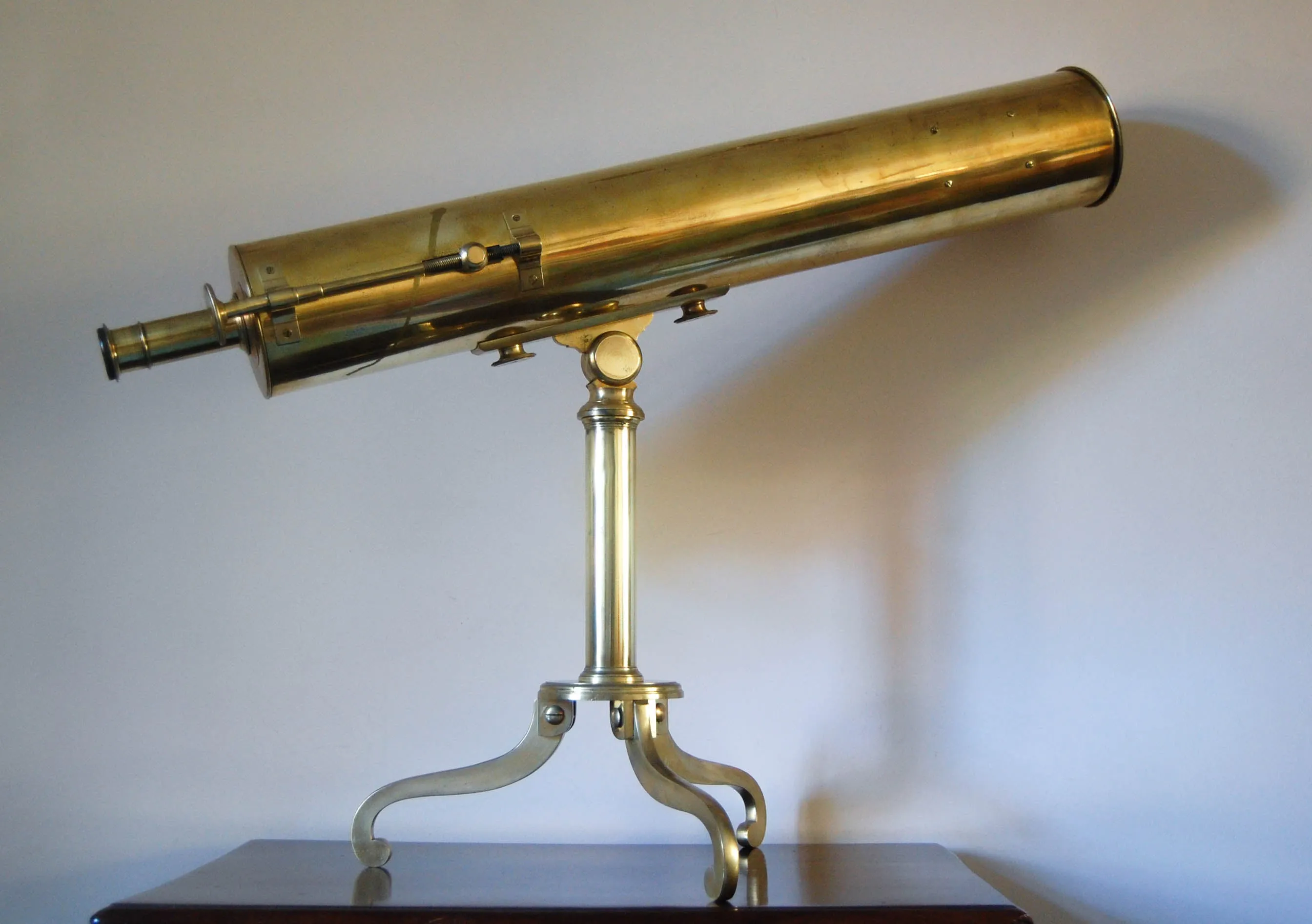 George III Gregorian Library Reflector Telescope by Wellington of Soho, London