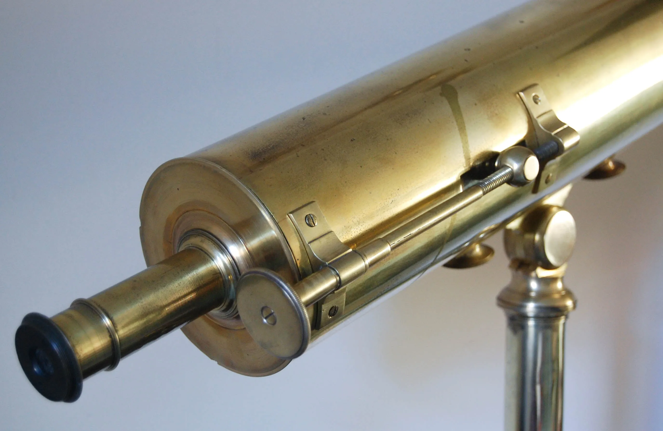 George III Gregorian Library Reflector Telescope by Wellington of Soho, London