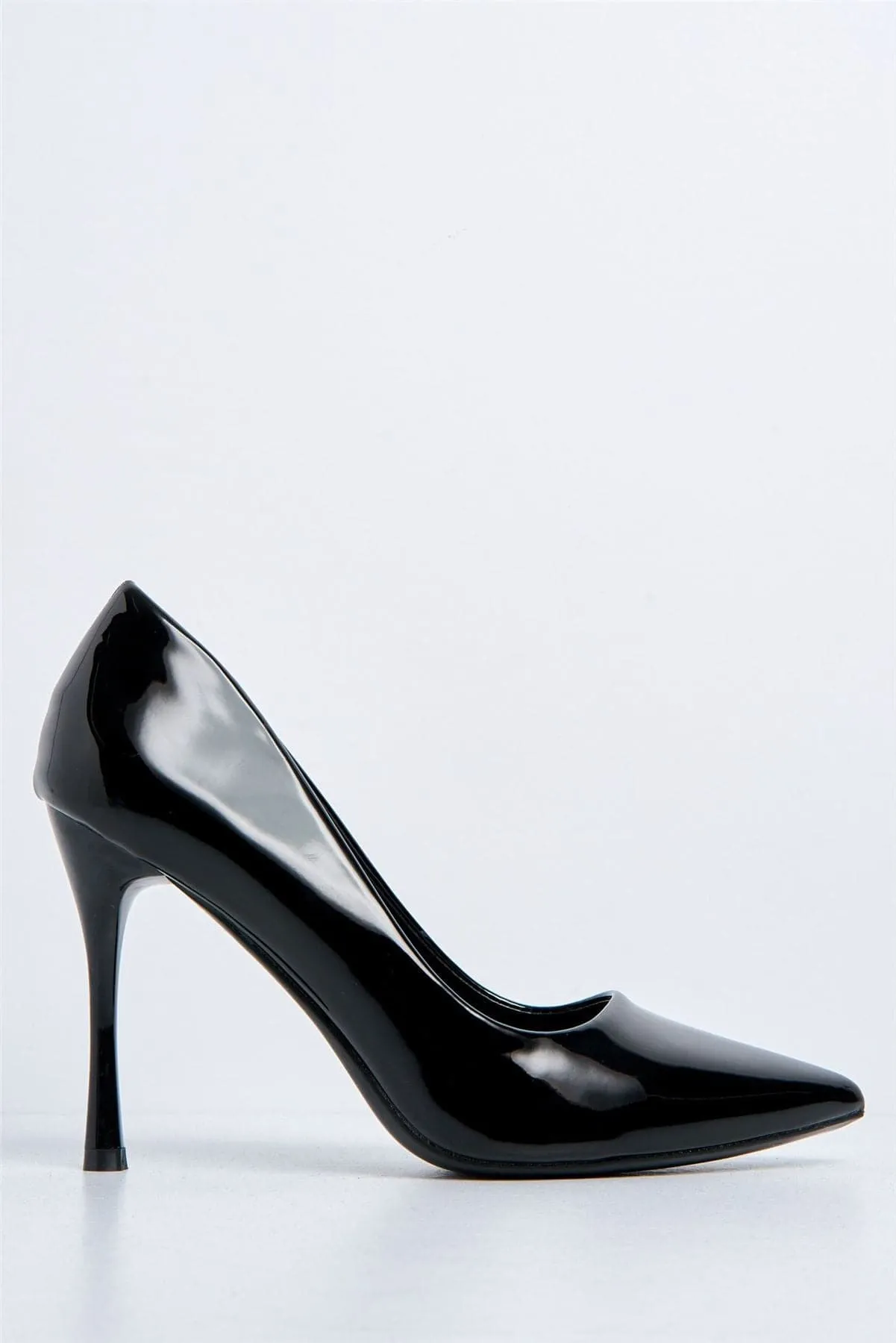 Gina Spool Heel Court Shoes in Black Patent