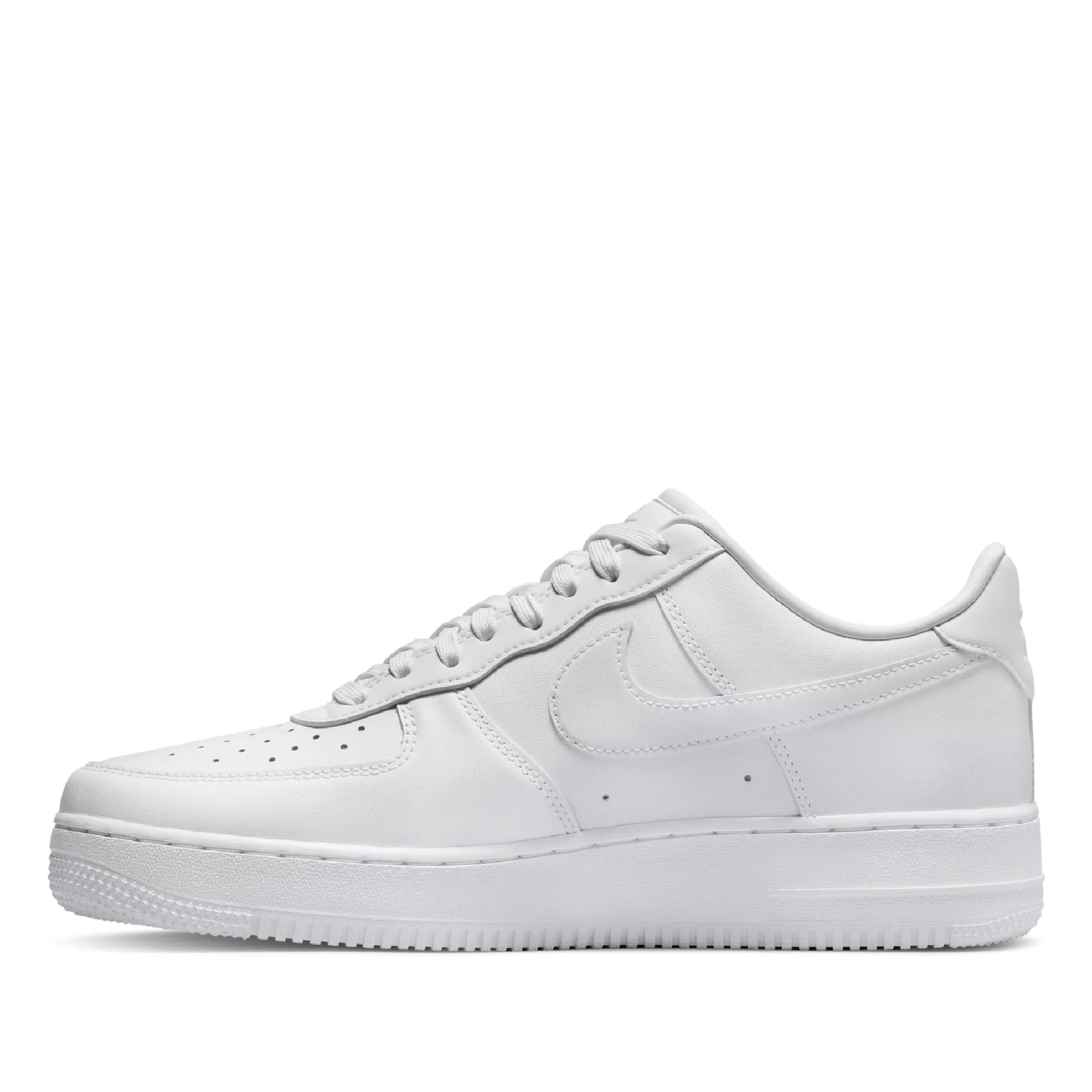 NIKE AIR FORCE 1  07 FRESH