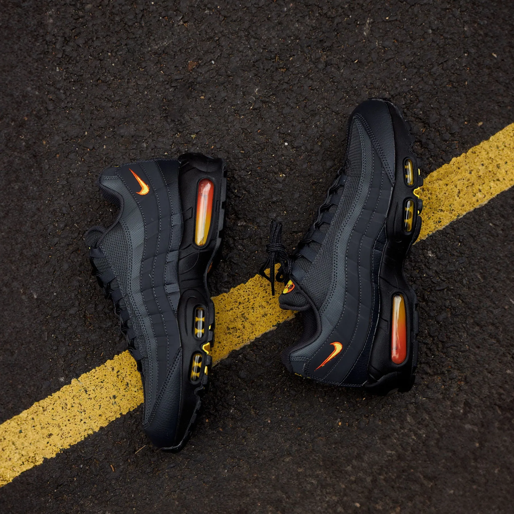 Nike Air Max 95 'Anthracite Opti Yellow'