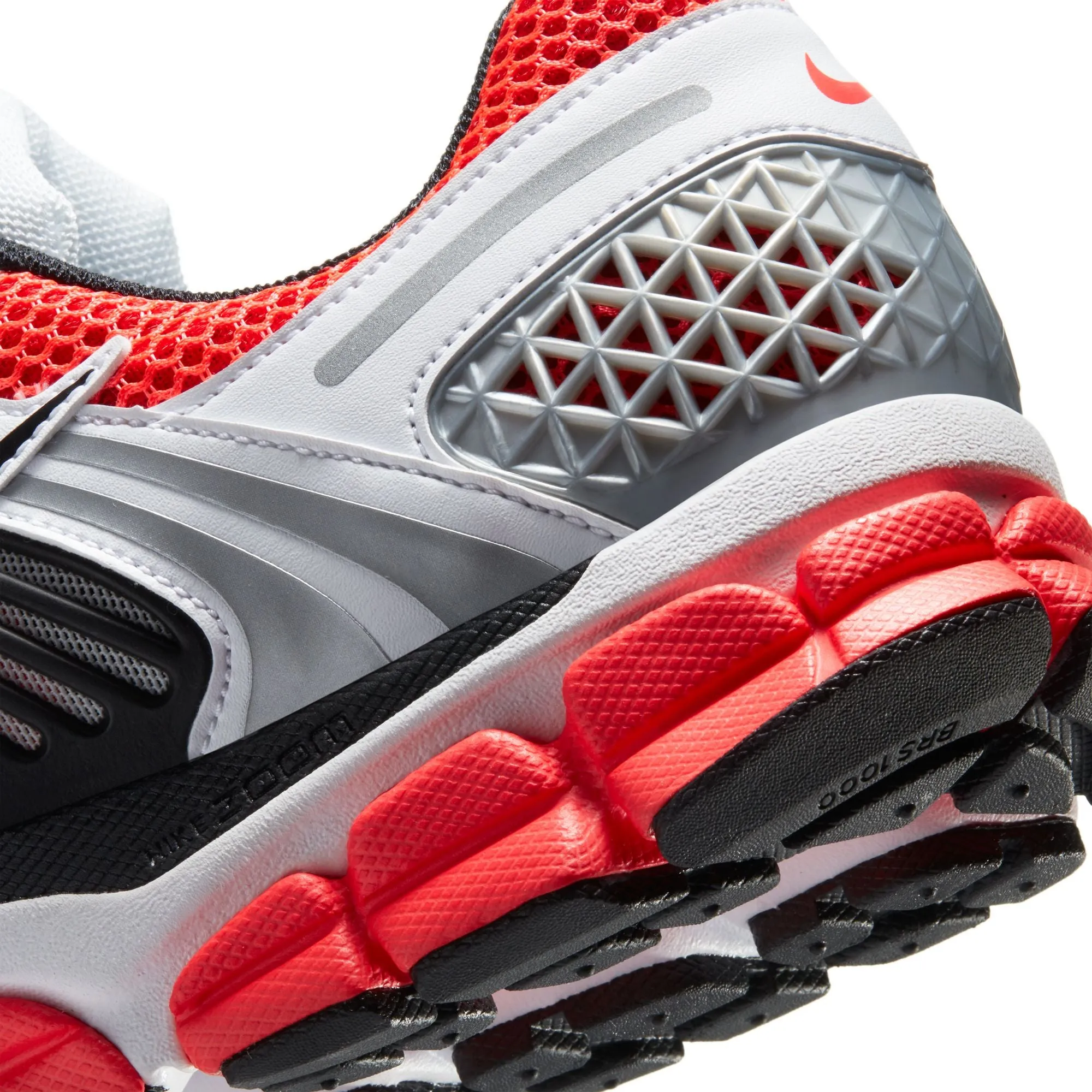 Nike Zoom Vomero 5 SE 'Bright Crimson'