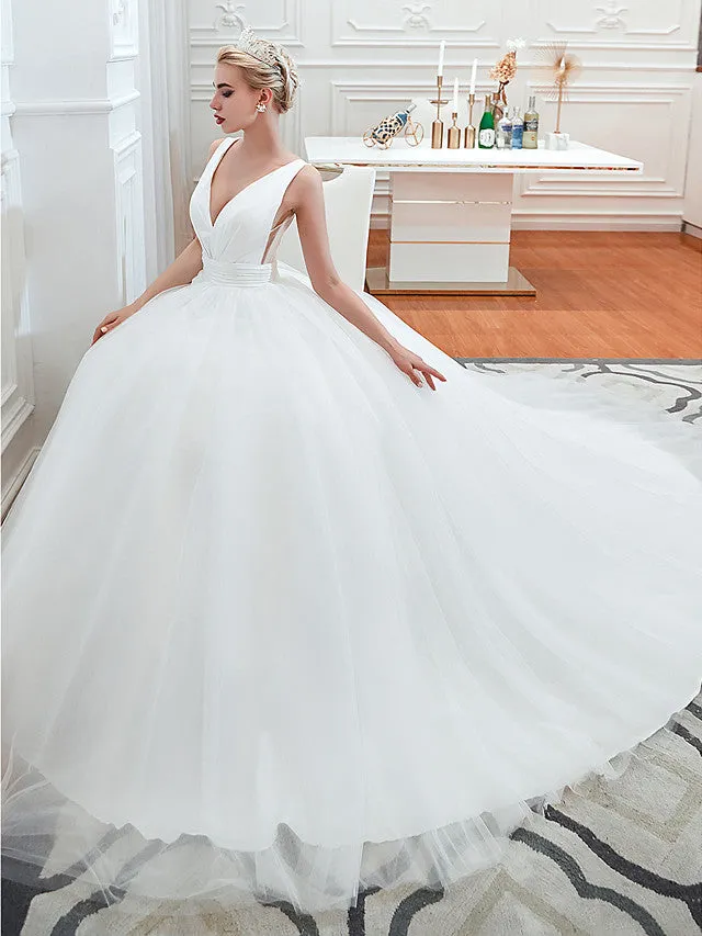 Sexy V-neck sleeveless White Princess Spring Wedding Dress | Elegant Low Back Bridal Gowns with Belt