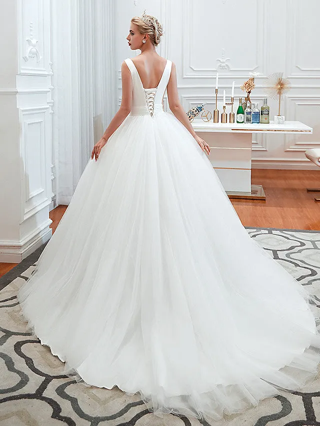 Sexy V-neck sleeveless White Princess Spring Wedding Dress | Elegant Low Back Bridal Gowns with Belt