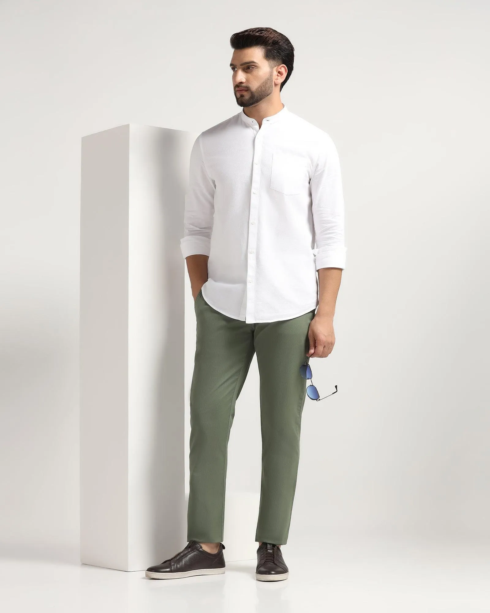 Slim Comfort B-95 Casual Olive Solid Khakis - Kris