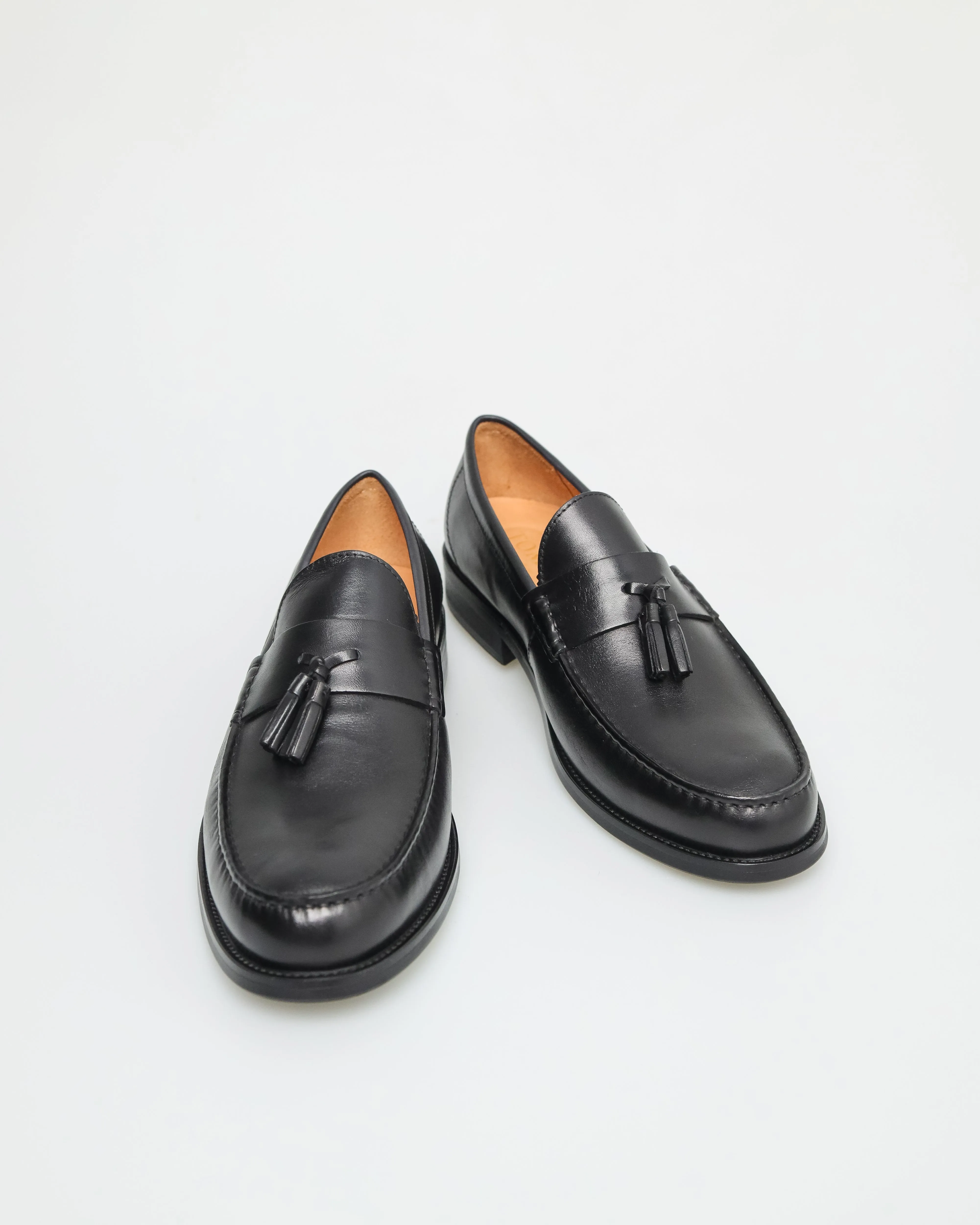 Tomaz F250 Tassel Loafers (Black)