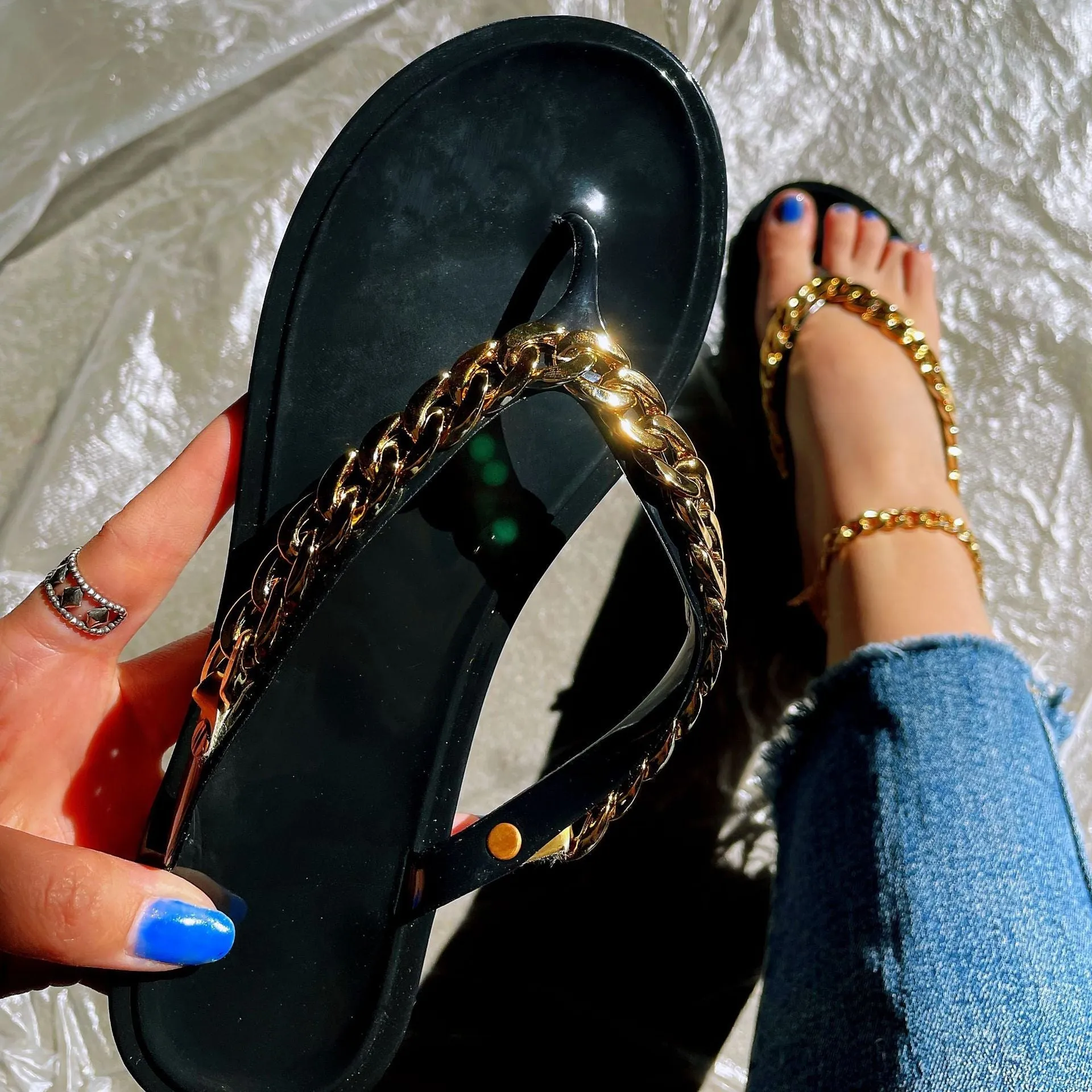 Women chain decor summer beach flip flop jelly sandals