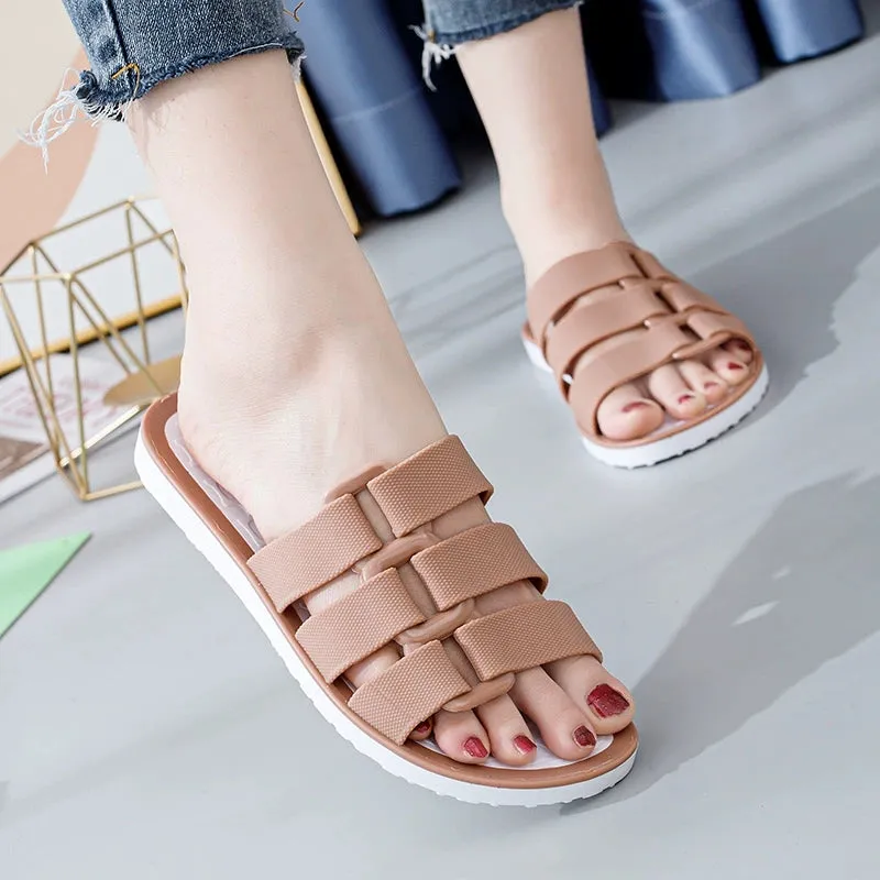 Women's Summer Outdoor Sandals New Arrival Jelly Beach Sandals Flats Soft Bottom Jelly Plastic Sandals for Women